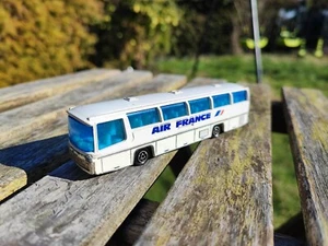 MAJORETTE AUTOBUS NEOPLAN #373 AIR FRANCE WEISS - Bild 1 von 2