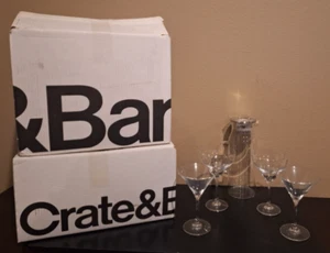 Juego de cristalería de cóctel caja y barril - 5 piezas vasos y jarra nuevo - Imagen 1 de 2