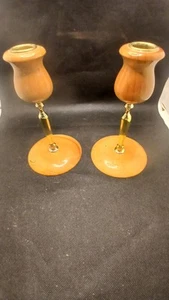 Set di 2 candelabri portacandele vintage Oregon in legno di mirto grana naturale 7" - Foto 1 di 3