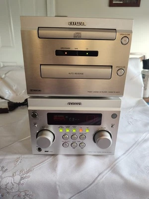 AIWA XR-m30 Ministereo System Compact Disc Stereo/Stereo Cassette Deck - Immagine 1 di 4