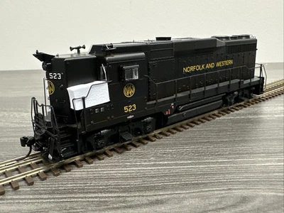 Broadway Limited HO #9752 EMD GP30 Locomotive N&W #523 DCC Rdy NIB - CC - Image 1 of 4