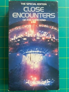 “Close Encounters of the Third Kind” * VHS * Movie 1993 * SPECIAL EDITION * - Picture 1 of 7