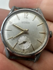 Vintage Technos Watch Available Worldwide - Picture 1 of 11