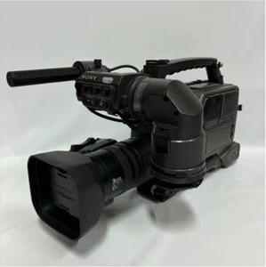 Sony DSR-250 DVCAM Camcorder With Viewfinder- Microphone - Picture 1 of 12