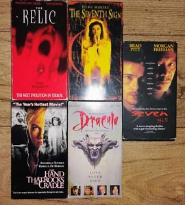 Lot of 5 VHS Horror/Thriller movies The Relic, The Seventh Sign, Seven, Dracula, - Picture 1 of 1
