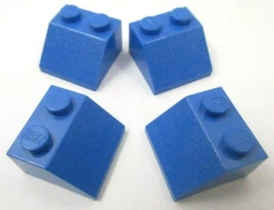 LEGO x4 Blue Slope 45 2x2 Réf 3039 - Bild 1 von 1