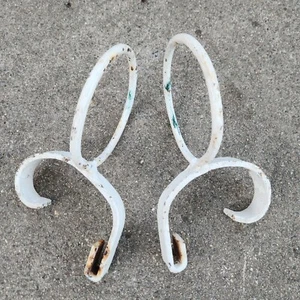 Vintage Wrought Iron Railing Pot/Planter Hooks - Bild 1 von 6