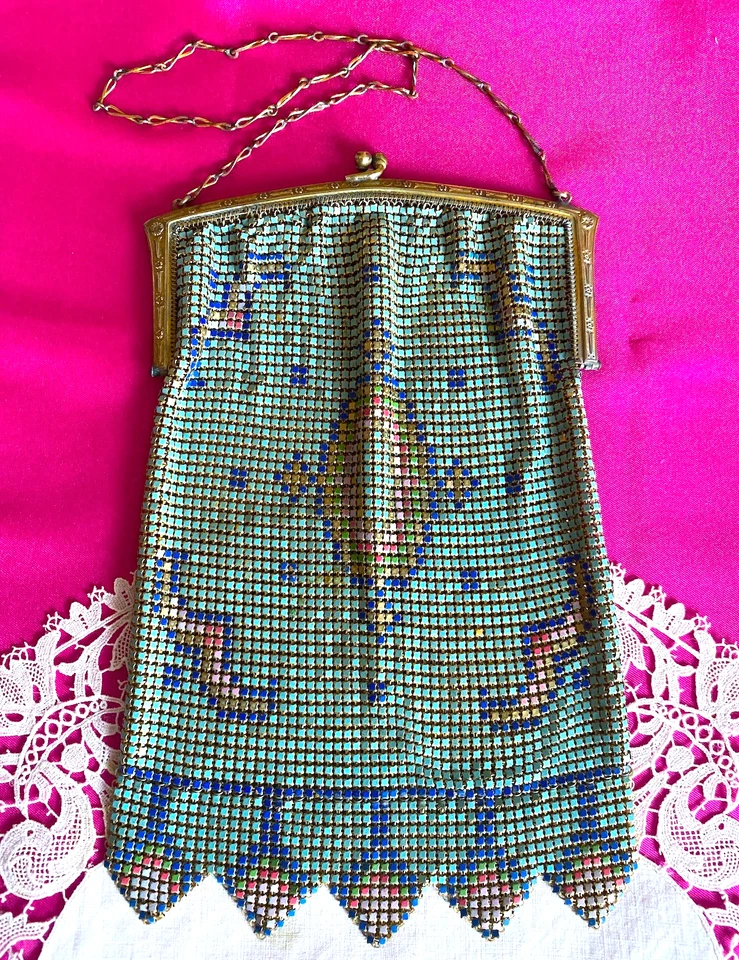 Excelente Bolso de Mano Grande ANTIGUO 1920 Malla Esmaltada DECO Aleta Cartera Aqua Grande Foto 1 de 4