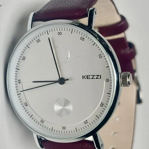 Kezzi 38 mm klassische Uhr Edelstahl burgund Leder silbernes Zifferblatt k-1857 - Bild 1 von 4