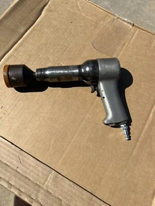 Chicago Pneumatic 5XB Big Bore Aero Riveter Aerospace Air Craft Air Tool - Picture 1 of 6