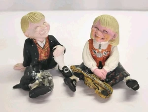 2 Candy Designs Norway Scandinavian Figurines Boy with Kittens Girl & Violin 2" - Picture 1 of 10