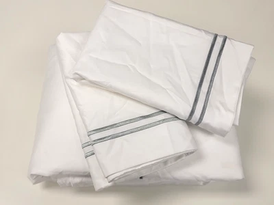 Madison Park 500 TC  100% Cotton Sateen  KING Duvet Cover Set White/ Gray - Image 1 of 4