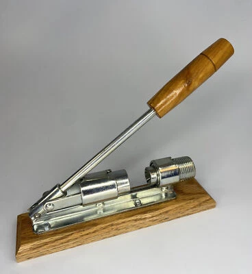 Easy￼ Nutcracker - Image 1 of 4