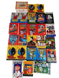 Carte da collezione vintage anni 80/90 confezioni sigillate hockey baseball TMNT GI Joe Disney... - Foto 1 di 19