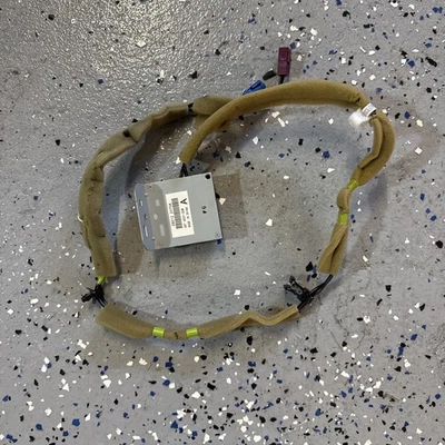 2017 2018 INFINITI Q60 TELEFONE RECEPTOR DE ANTENA GPS ASSY OEM 282122V70A - Imagem 1 de 3