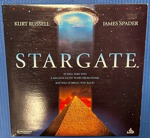 Stargate Deluxe Edition 1994 Laserdisc THX 2 Discs with 9 Additional Scenes Rare - Picture 1 of 8
