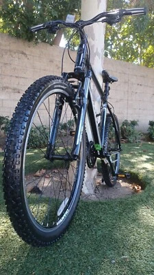 2012 Giant Revel 2, Mtn Bike, Black/Silver, L Frame, 26"x2.1" Wheels, Cantilever - Image 1 of 4