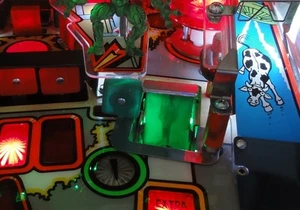 AFM Attack From Mars Pinball SCOOP Light Mod  - Bild 1 von 3