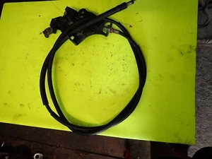Suzuki Burgman 400 cable latch - Picture 1 of 2