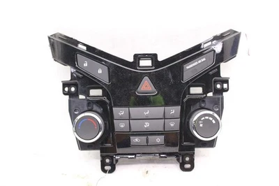 CONTROLES DE TEMPERATURA Chevrolet Cruze Orlando 2011 11 2012 12 95017054 996662 Foto 1 de 3