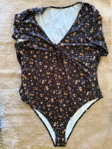 SHEIN Curve bodysuit in size 2XL. - Picture 1 of 7
