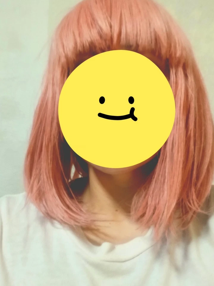 Peluca-Rosa BobCut con flequillo Foto 1 de 4