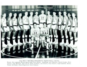 1960 WEST VIRGINIA UNIVERSITY 8X10 TEAM PHOTO BASKETBALL NCAA JERRY WEST - Picture 1 of 1