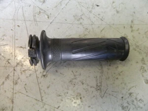 #* 09 17 Yamaha FZ6R FZ 6R Right Throttle Tube Hand Grip Black ** 2009 - Picture 1 of 2