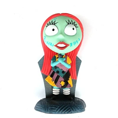 Banco de moedas Nightmare Before Christmas Sally - Imagem 1 de 4