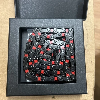 Nuevo KMC DLC 12 negro/rojo 126 eslabones Campagnolo Shimano Sram Foto 1 de 4