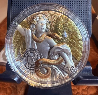 2025 Raphael 0.999 1 盎司古董彩色珐琅和金箔 199 完好 — 第 1/3 张图片