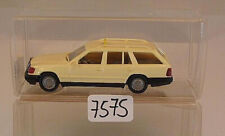 Wiking 1/87 Nr. 149 01 Mercedes Benz 230 TE Kombi Taxi beige #7575