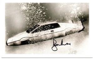 Roger Moore original handsignierte Postkarte Der Spion, der mich liebte Echtheitszertifikat AFT - Bild 1 von 4