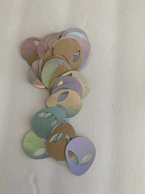 Alien iridiscente (50) y confeti nave espacial (50 piezas Halloween, Área 51, día B Foto 1 de 2