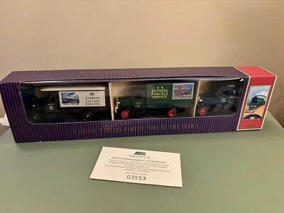 LLedo Railway Express Parcel Vans of the 1930's SR,  LNER & GWR. Limited Edition - Image 1 of 4
