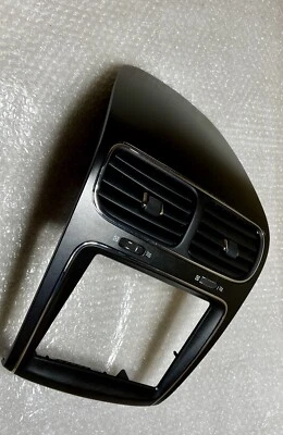 Bisel de radio Dodge Journey 2011-2020 para ventilación envolvente de pantalla de 8,4" 🔥GENUINO OEM Foto 1 de 4