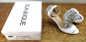 Classique White Rhinestone Formal dress Heels Size: 7M - Picture 1 of 6