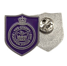 The Queens Platinum Jubilee 2022 Royal Souvenir Enamel Pin Badge - 70 Years