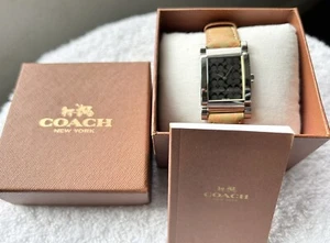 Reloj Coach de cuarzo de acero inoxidable hecho en Suiza con caja y manual - Imagen 1 de 11