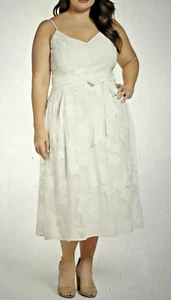 City Chic | Floral Applique Mesh Dress | White | Wedding | Size: XL - Picture 1 of 15