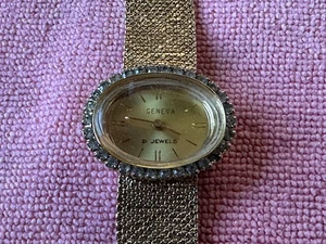 Reloj Geneva Damas Tono Dorado/Diamante 21 Joyas Movimiento UT 231 para Piezas - Imagen 1 de 6