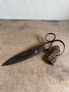 19Th Century Antique Iron Seamstress Shears Scissors Best Wooden Finger Grip  - Picture 1 of 12