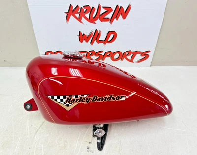 Harley-Davidson Sportster 1997 tanque de combustible de gasolina fabricante de equipos originales rojo pintura limpia bonita Foto 1 de 4