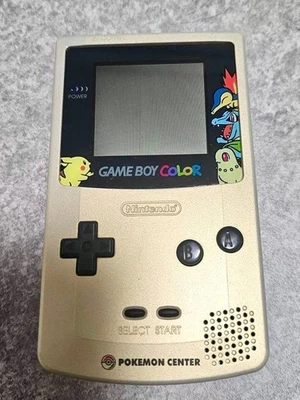 Consola Nintendo Game Boy Color GB Pokemon Center Versión Limitada Dorada Probada Foto 1 de 4