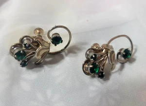Orecchini Vintage Anni 60 Circa Firmati Barclay Verde Smeraldo Colore Strass Vite - Foto 1 di 6