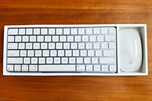 Apple Bluetooth Magic Keyboard z Touch ID A2449 i bezprzewodowa mysz Magic Mouse A1657 - Zdjęcie 1 z 6