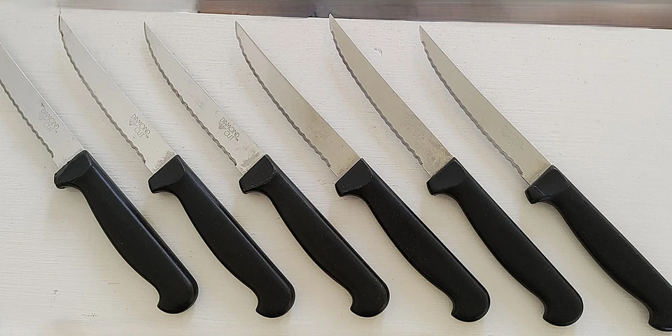 Cuchillos para carne 6 piezas corte diamante afilado dentado acero inoxidable mangos negros mate Foto 1 de 4