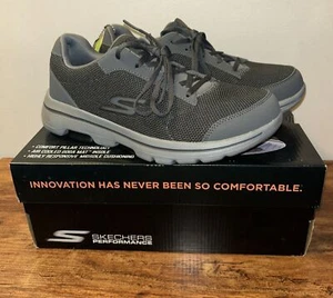 NUEVO Skechers Para Hombre 55519EWW/BBK GOwalk 5 Demitasse Talla 8, Gris, Modelo Tienda - Imagen 1 de 23