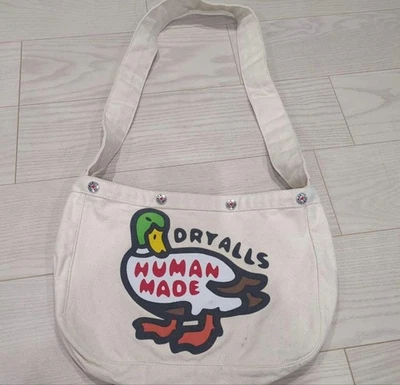 Bolso de hombro HUMAN MADE con estampado de camuflaje Foto 1 de 3