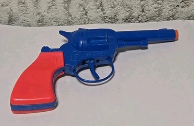 VINTAGE WALT DISNEY WORLD #55 GONHER REVOLVER TOY CAP GUN BLUE RED - Image 1 of 4